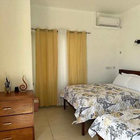 Eldorado Guesthouse & Car Rental Розо Экстерьер фото
